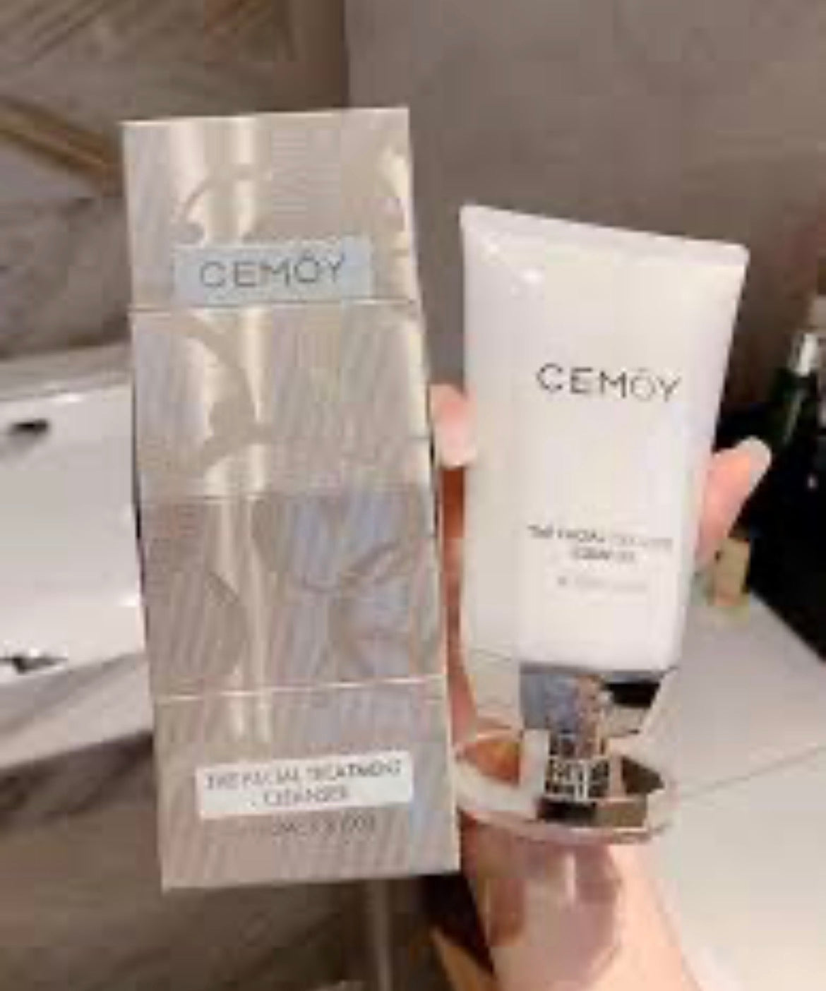 These are Cemoy The Facial Treatment Cleanser 100ml tubes.